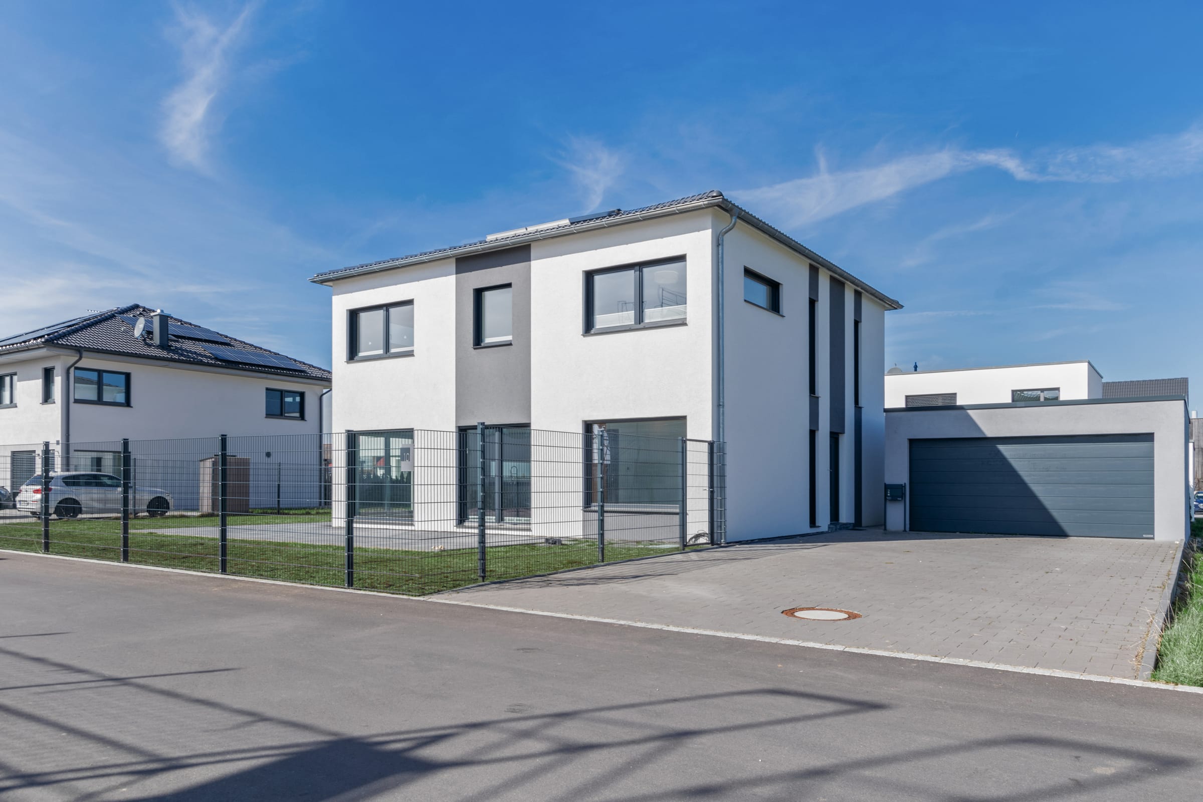 Neuwertiges Einfamilienhaus in Lauingen, Außenansicht